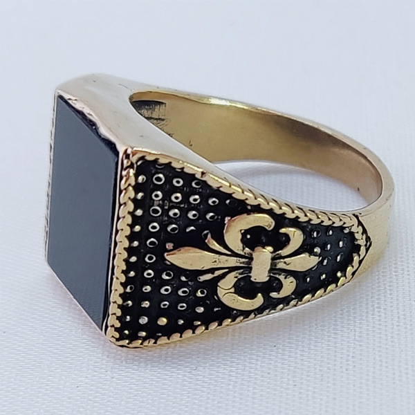 Fleur-de-Lis Men's Russian Gold Ring with Square Black Stone – Elegant Vintage Style Signet