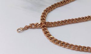 قلادة مجوهرات نحاس اصلي أنيقة