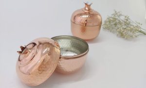 Kapaklı bakır şekerlik hijyenik ve zarif tasarımıyla